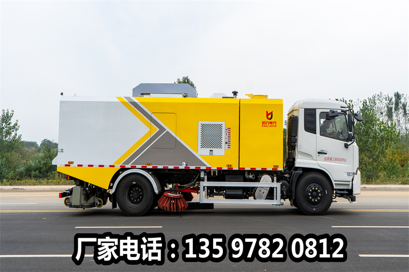 东风天锦王中王吸尘车 14方（4方+10方）